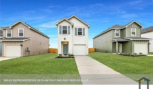 227 Hilltop Dr — Photo 1