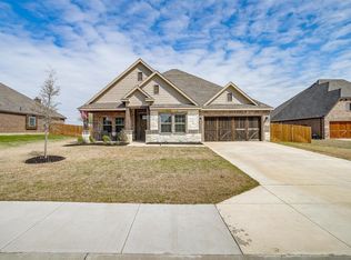 104 Saddle Ridge Dr, Godley, TX 76044