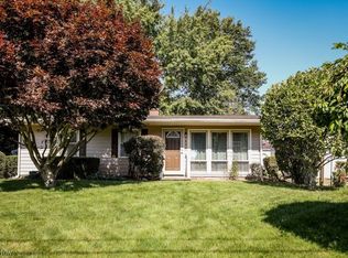 894 Manchester St, Kent, OH 44240