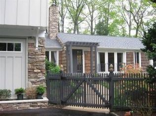 833 Orchard Pl, Red Bank, NJ 07701