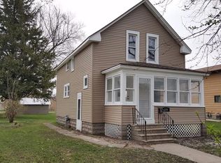 609 Superior St, Storm Lake, IA 50588