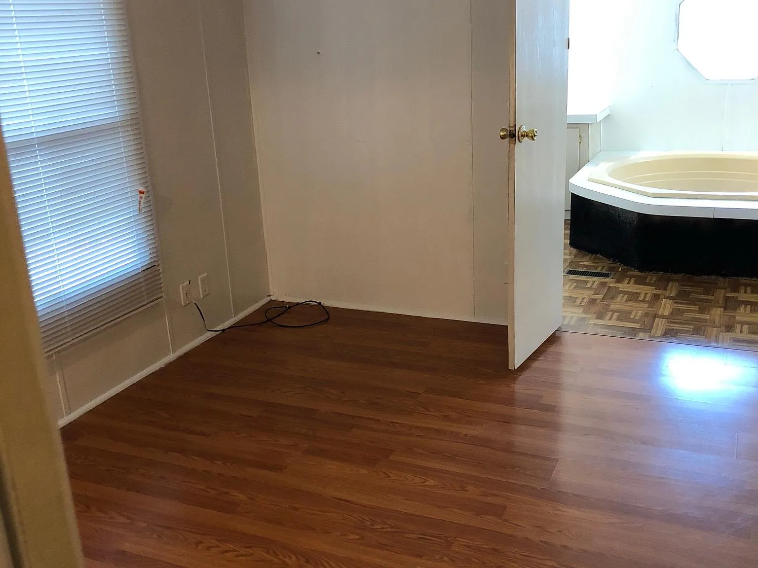 7100 Airline Rd — Photo 3