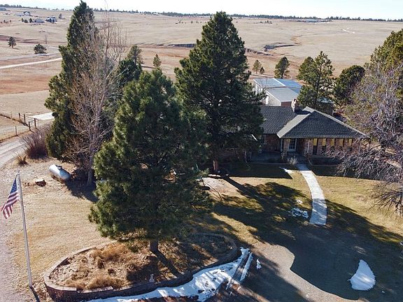 4th image of 6423 Arrowhead Trail