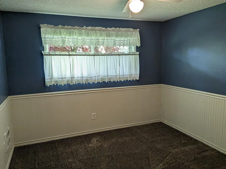 12925 NW Westlawn Ter — Photo 13