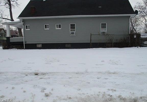 5th image of 13802 Bartlett Ave