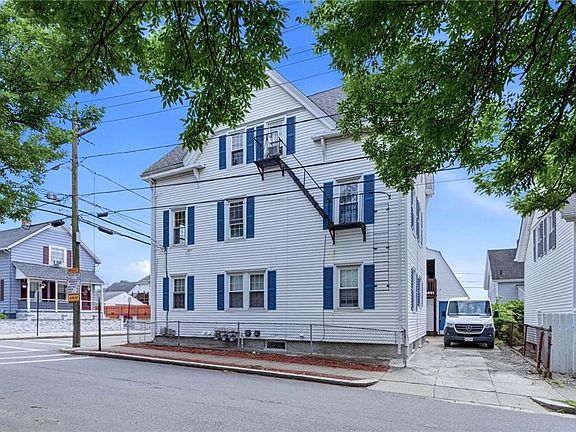 5th image of 60 Purchase St