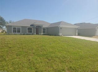 919 NE 36th Ter, Cape Coral, FL 33909