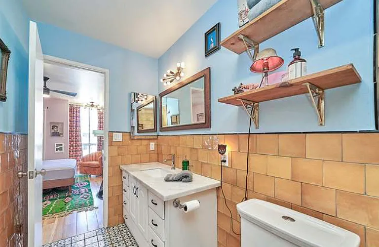 320 S Ardmore Ave #310 — Photo 10