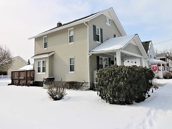 4th image of 468 Blaine St