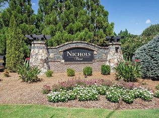 465 Nichols View Way, Suwanee, GA 30024
