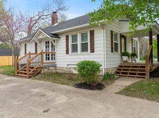 7269 Holliday Dr, Kansas City, KS 66106