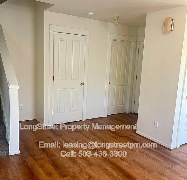 1927 NW Highland Dr — Photo 6