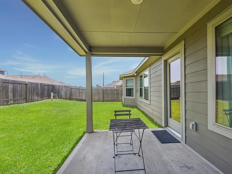 6414 Fiddlewood Thicket Ln — Photo 26