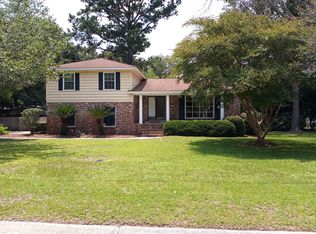 1077 Cottingham Dr, Mount Pleasant, SC 29464