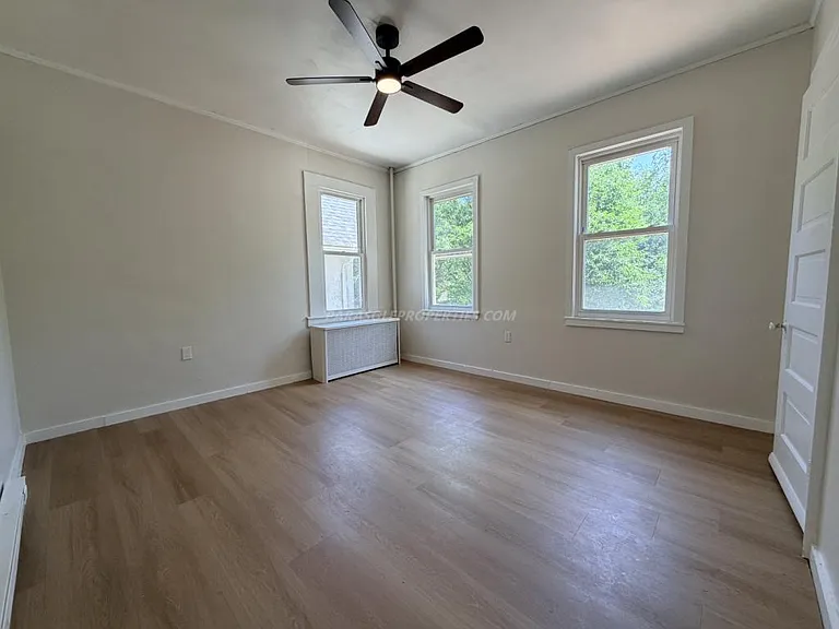 919 Clay Ave #2 — Photo 22