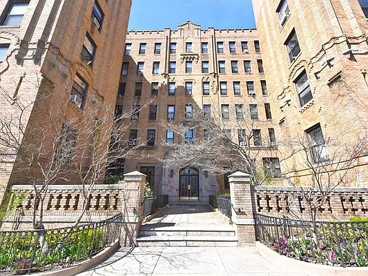 Sold by Keller Williams Realty Empire | media 9