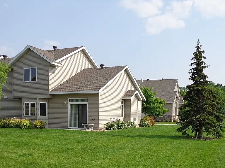Beaver Creek Townhomes — Photo 6