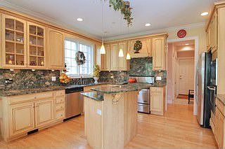 3rd image of 64 Sheldon Ln