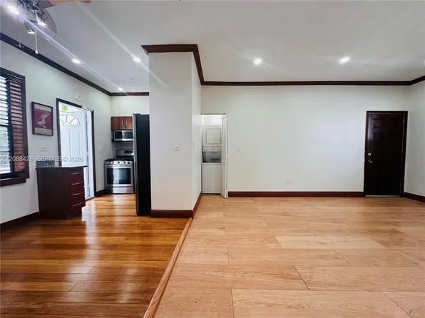 1470 Lincoln Ter #1, Miami Beach, FL 33139