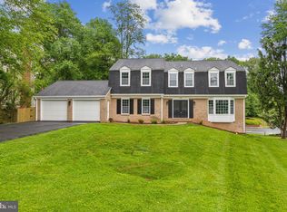 2600 Mountain Laurel Pl, Reston, VA 20191