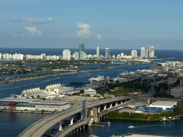 159 NE 6th St #4215, Miami, FL 33132