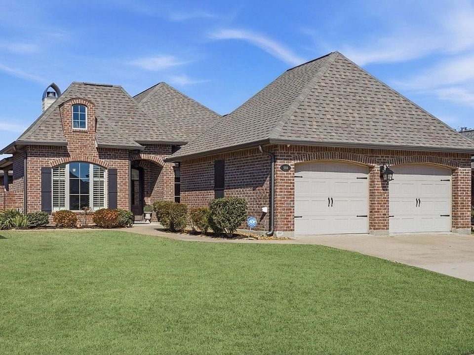 1st image of 1056 Richmond Cir