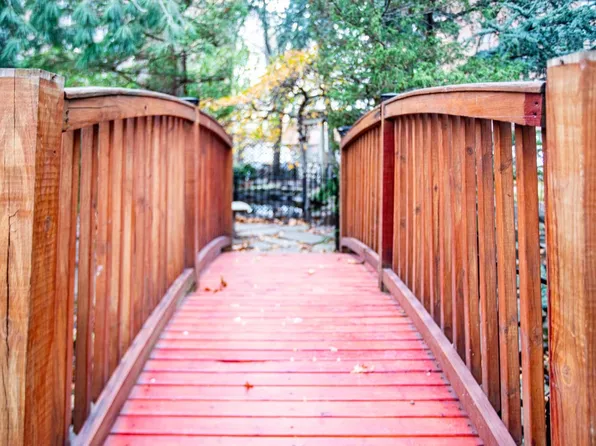 201 Saint Pauls Avenue image 36 of 37