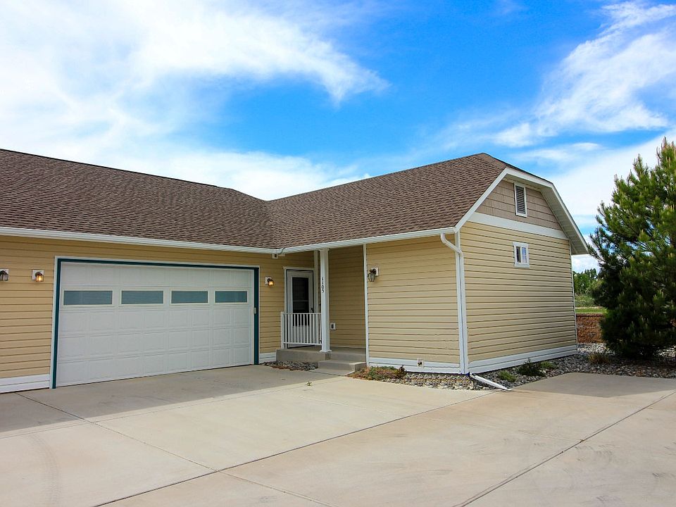 1105 Sunrose Ln
