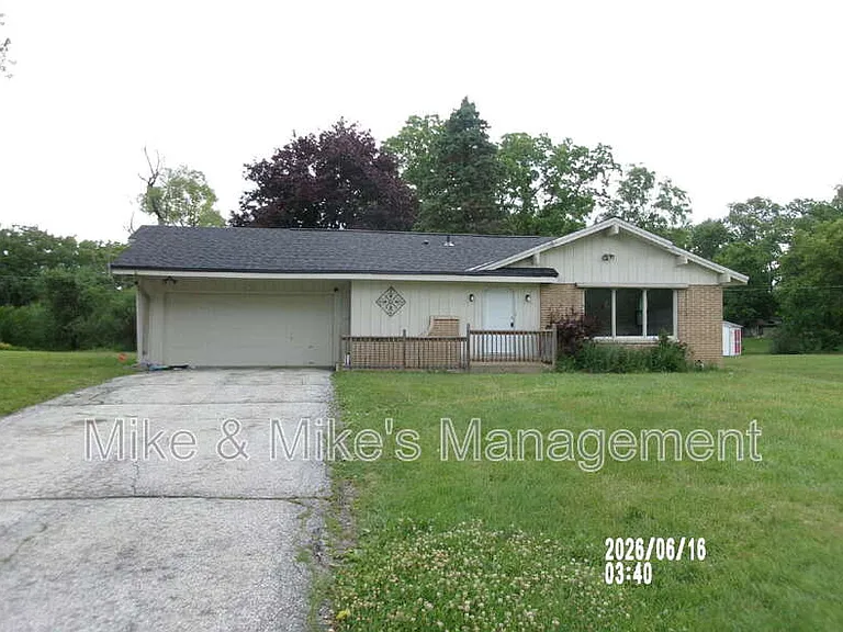 18620 Midland Pl — Photo 2