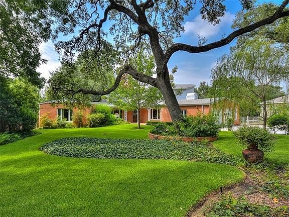 3rd image of 5402 Shoal Creek Blvd