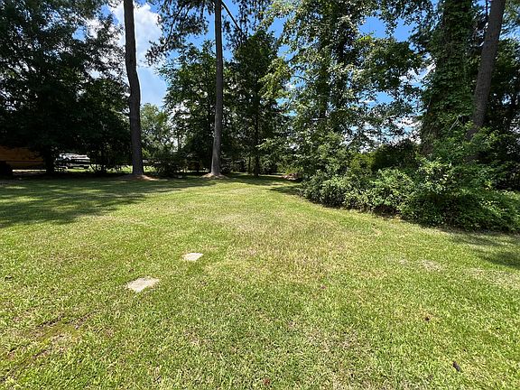 4th image of 120 Anita Dr