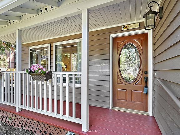 3rd image of 14615 73rd Avenue Ct E