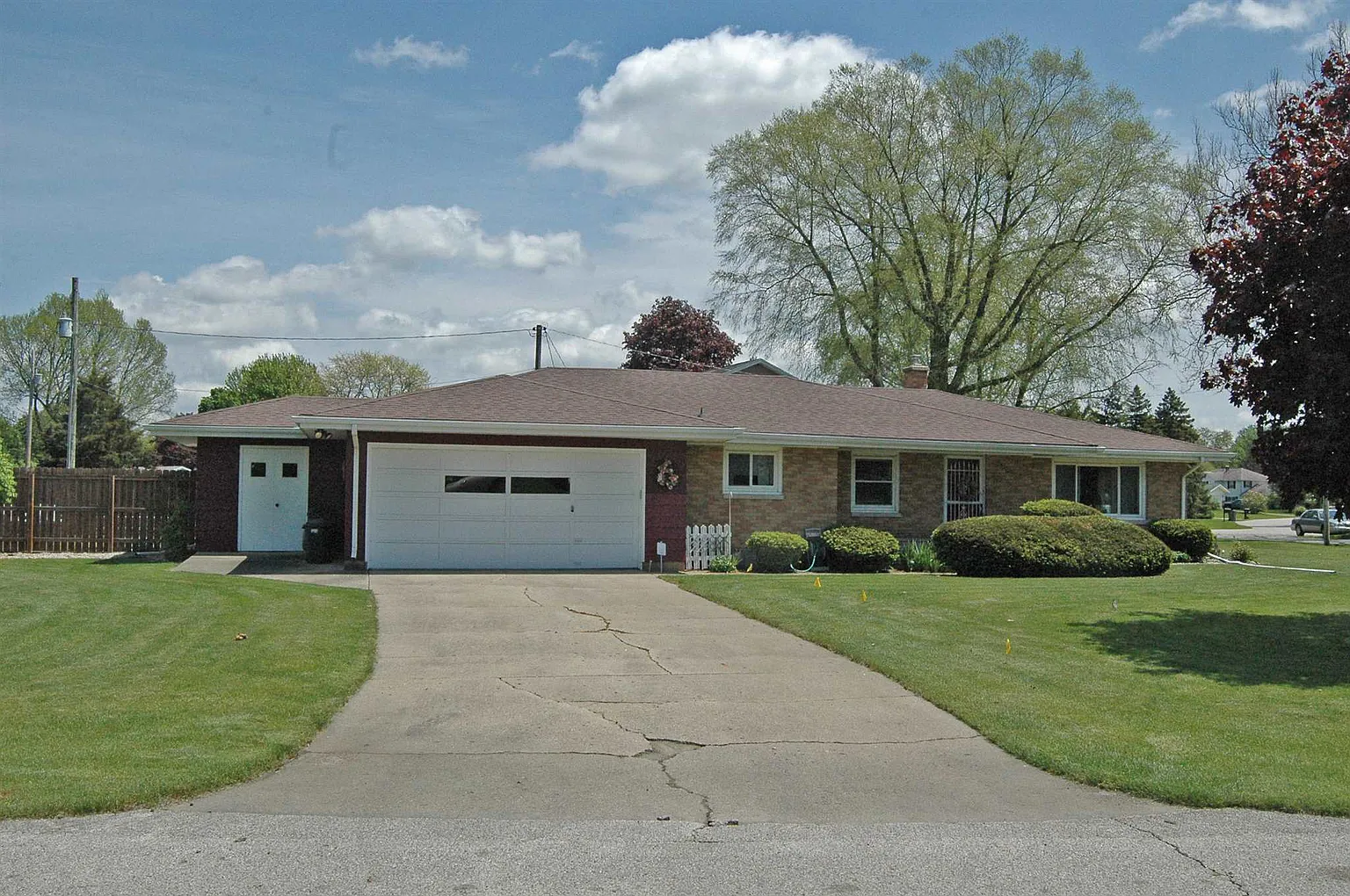 56734 Brightwood Blvd photo 1