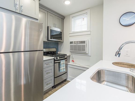 5th image of 8017 Winston Rd #6R