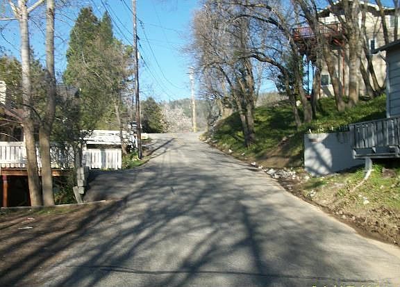 4th image of 8196 Juniper Ave