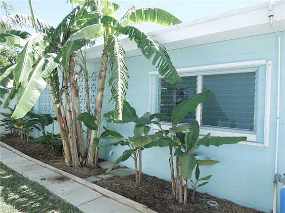 4th image of 712 Camino Street