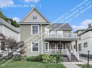 1104 Jennette Ave NW #1, Grand Rapids, MI 49504