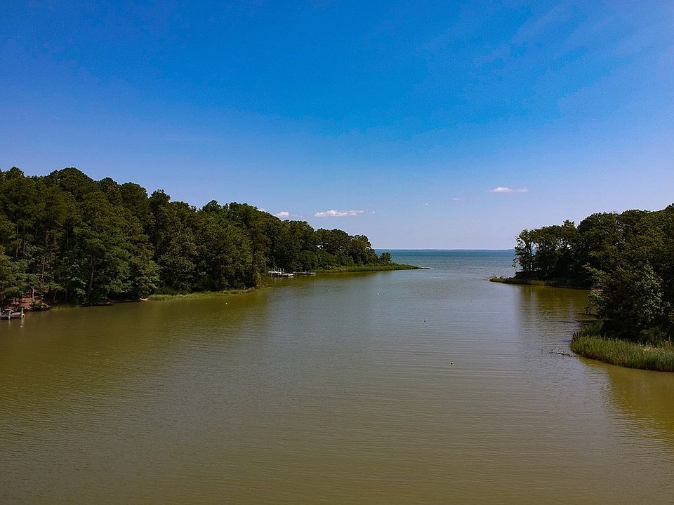 2nd image of 1 Corbin Ln