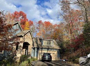 60 Unole Ct, Brevard, NC 28712