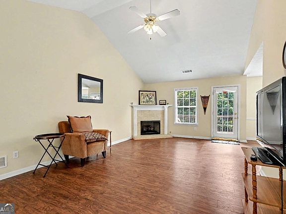 4th image of 4353 Flat Stone Ln