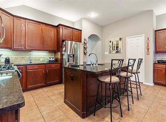 5th image of 8140 Black Ash Dr