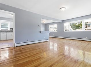 9 Allen St, Irvington, NJ 07111