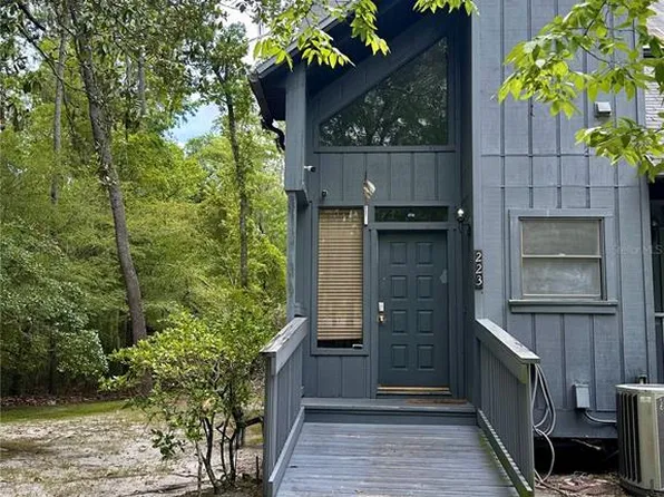223 NW 34th St, Gainesville, FL 32607