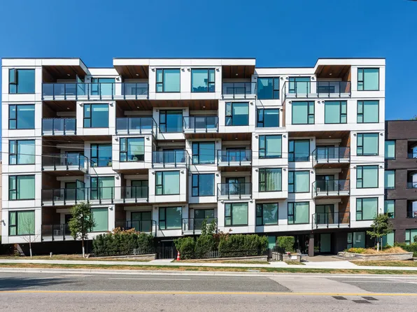 5399 Joyce St #606, Vancouver, BC V5R 4H3