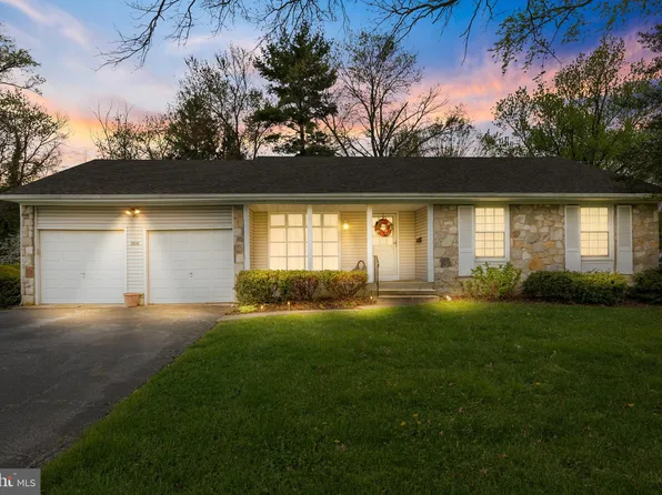 3105 Waterford Dr, Cinnaminson, NJ 08077