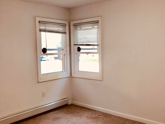 4th image of 167 Ebbitts St #2