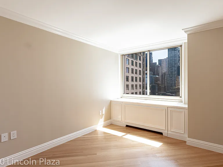 30 W 63rd St #24FGH — Photo 9