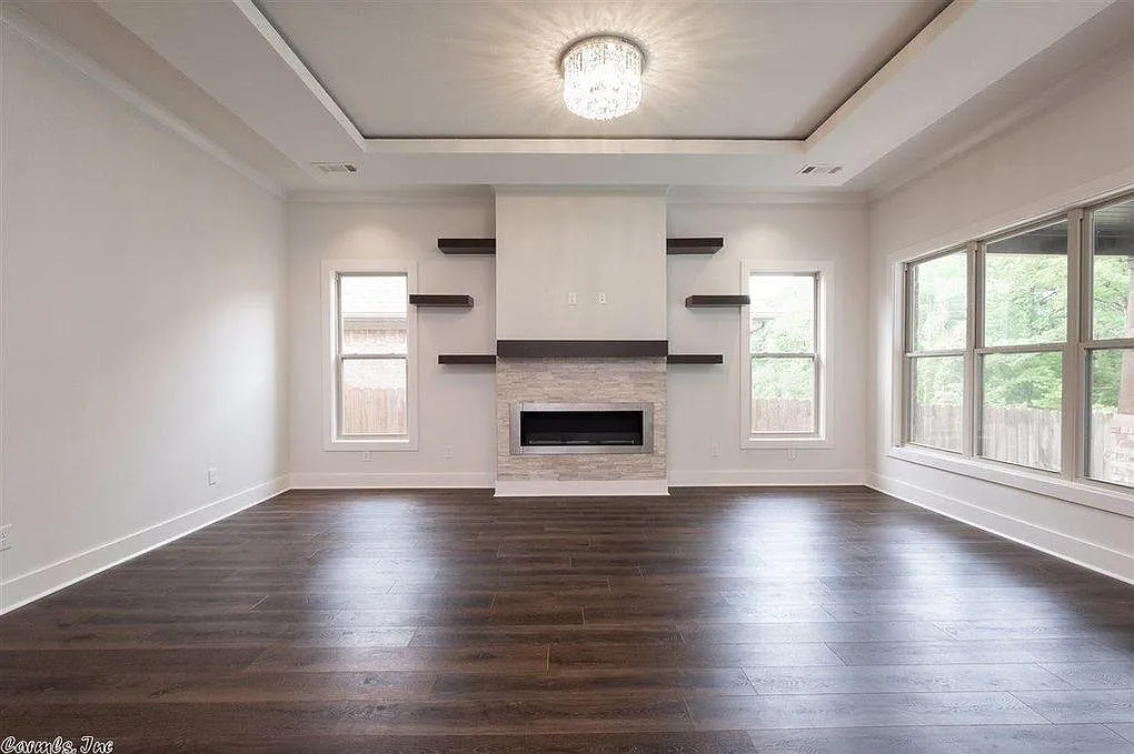 3 bed, 1883 sqft, $2,500 — Photo 4
