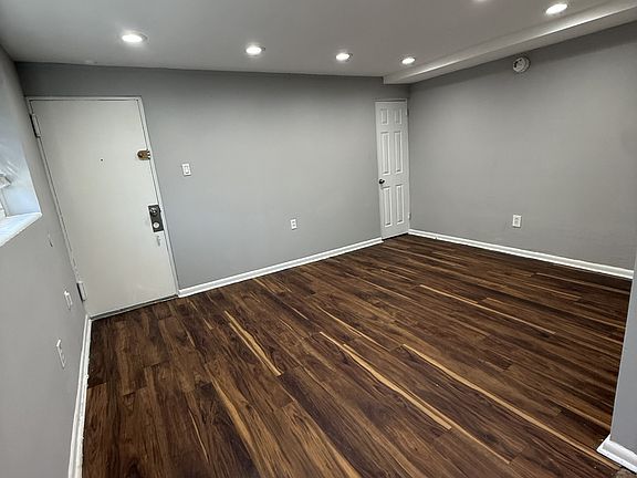 2nd image of 4132 Longshore Ave #1