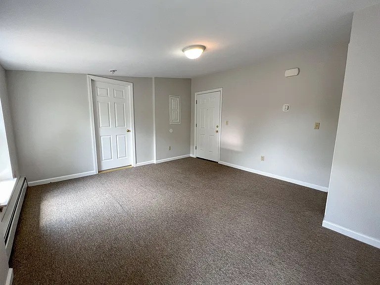 16-18 Elmer St — Photo 11